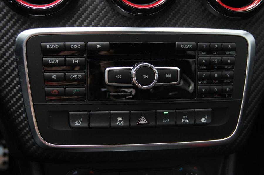  Mercedes-Benz A45 AMG 2013 года  (фото 30 из 55)